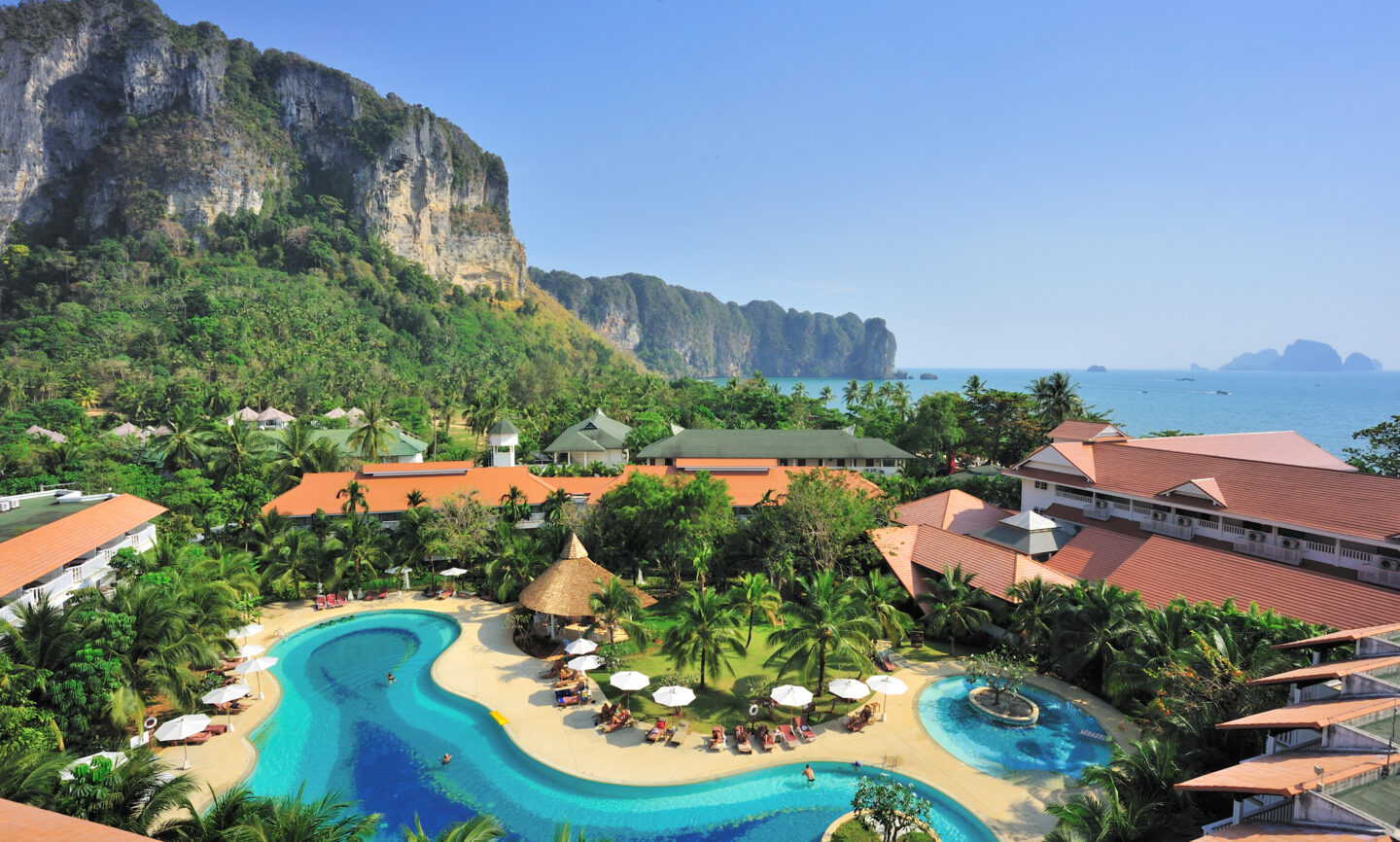 Aonang Villa Resort | Beachfront Resort on Aonang Beach | Krabi Thailand